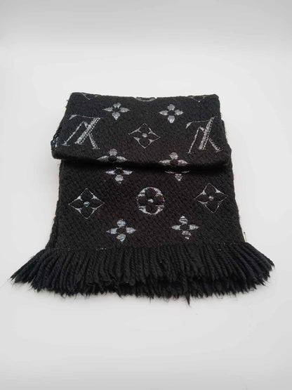 LOUIS VUITTON Echarpe Logomania Scarf