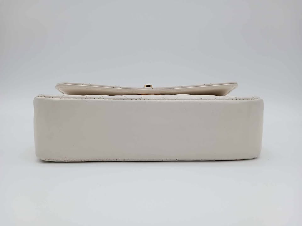 CHANEL Lambskin Vintage Mini Flap