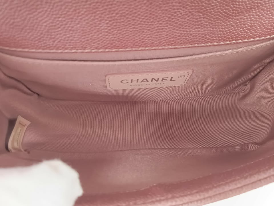 CHANEL Caviar Chevron Leboy