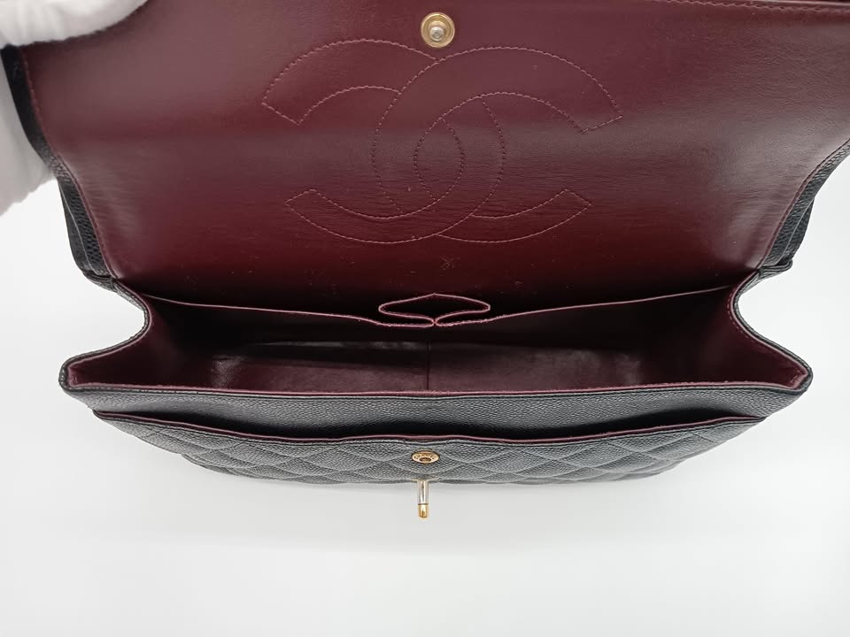 CHANEL Caviar Jumbo WFlap Classic