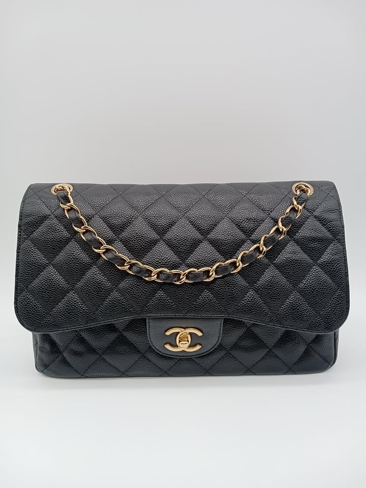 CHANEL Caviar Jumbo WFlap Classic
