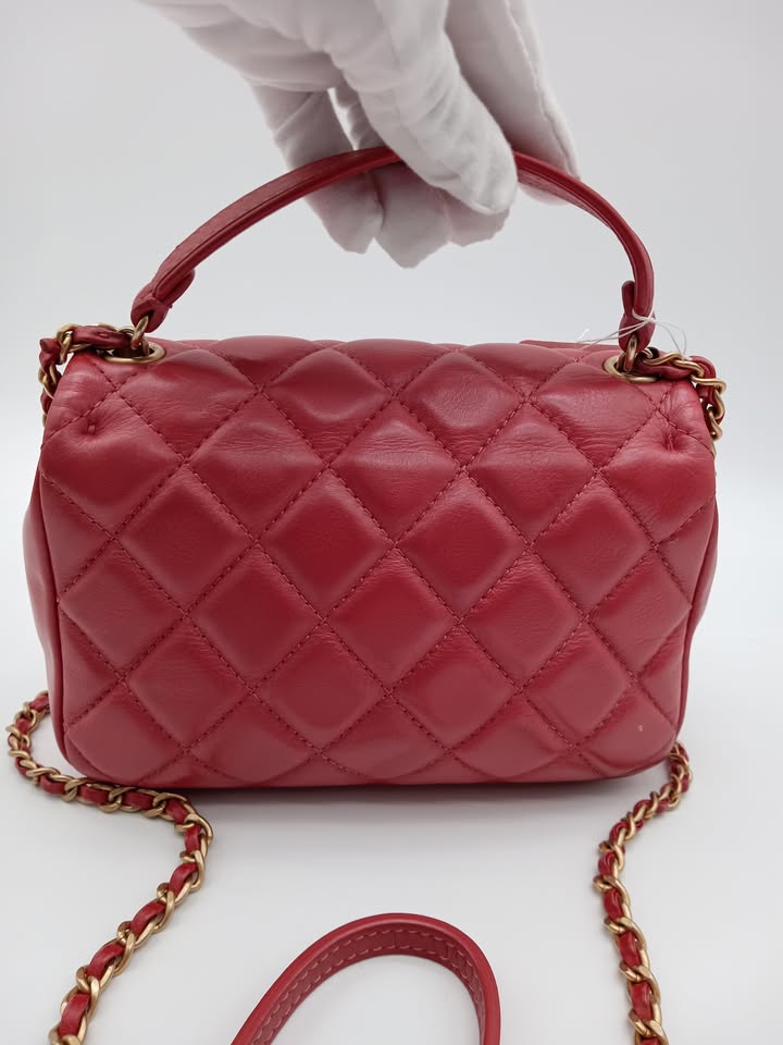 CHANEL Diamond Quilted Two-way