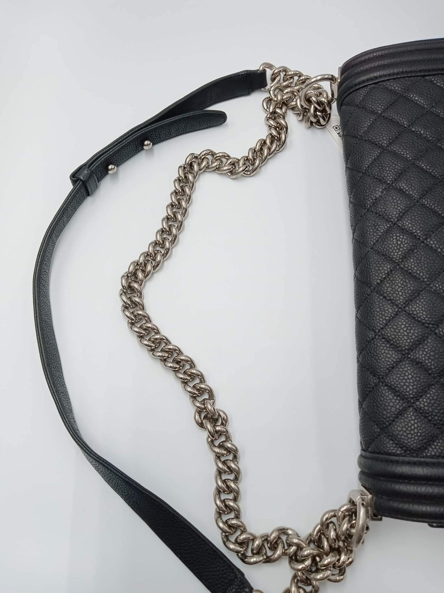 CHANEL Caviar Quilted Maxi LeBoy