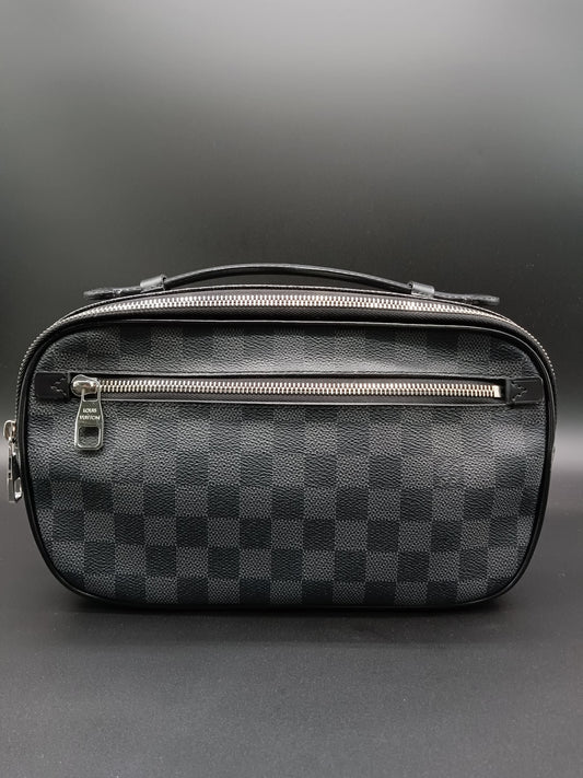 LOUIS VUITTON Damier Graphite Ambrell