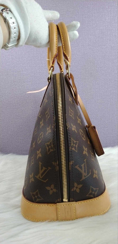 LOUIS VUITTON Monogram Alma