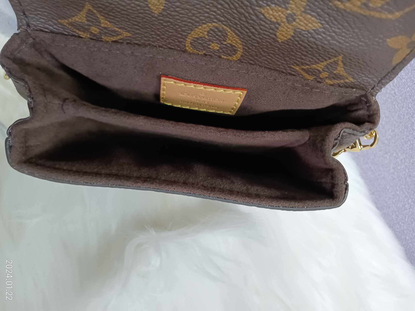 LOUIS VUITTON Monogram Micro Metis