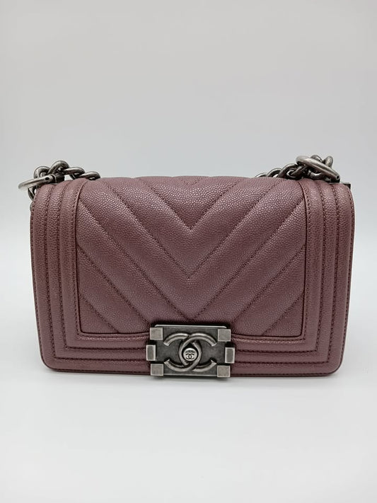 CHANEL Caviar Chevron Leboy