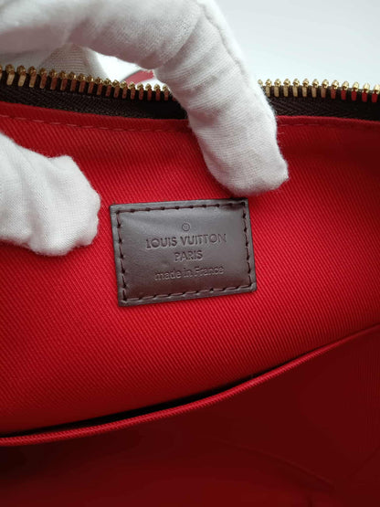 LOUIS VUITTON Damier South Bank Besace