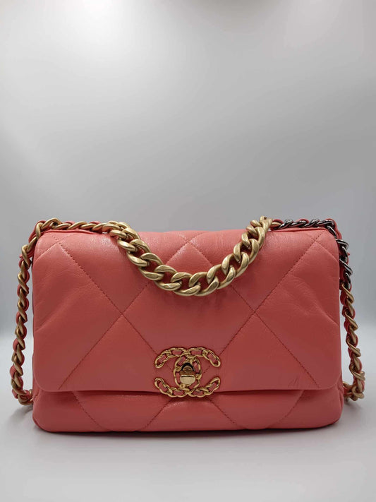CHANEL Lambskin Chanel 19 Matelasse