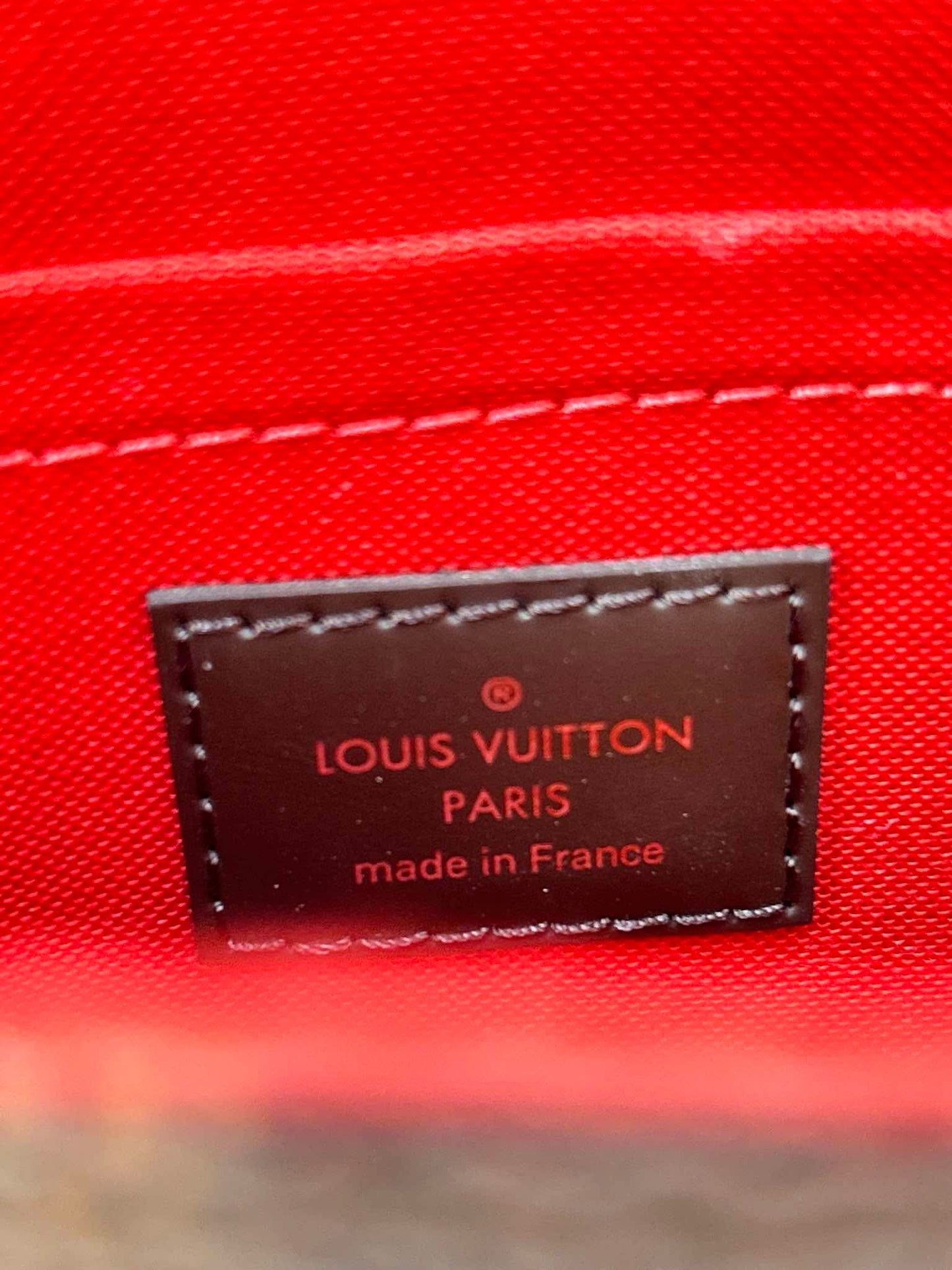 LOUIS VUITTON Damier Favorite MM
