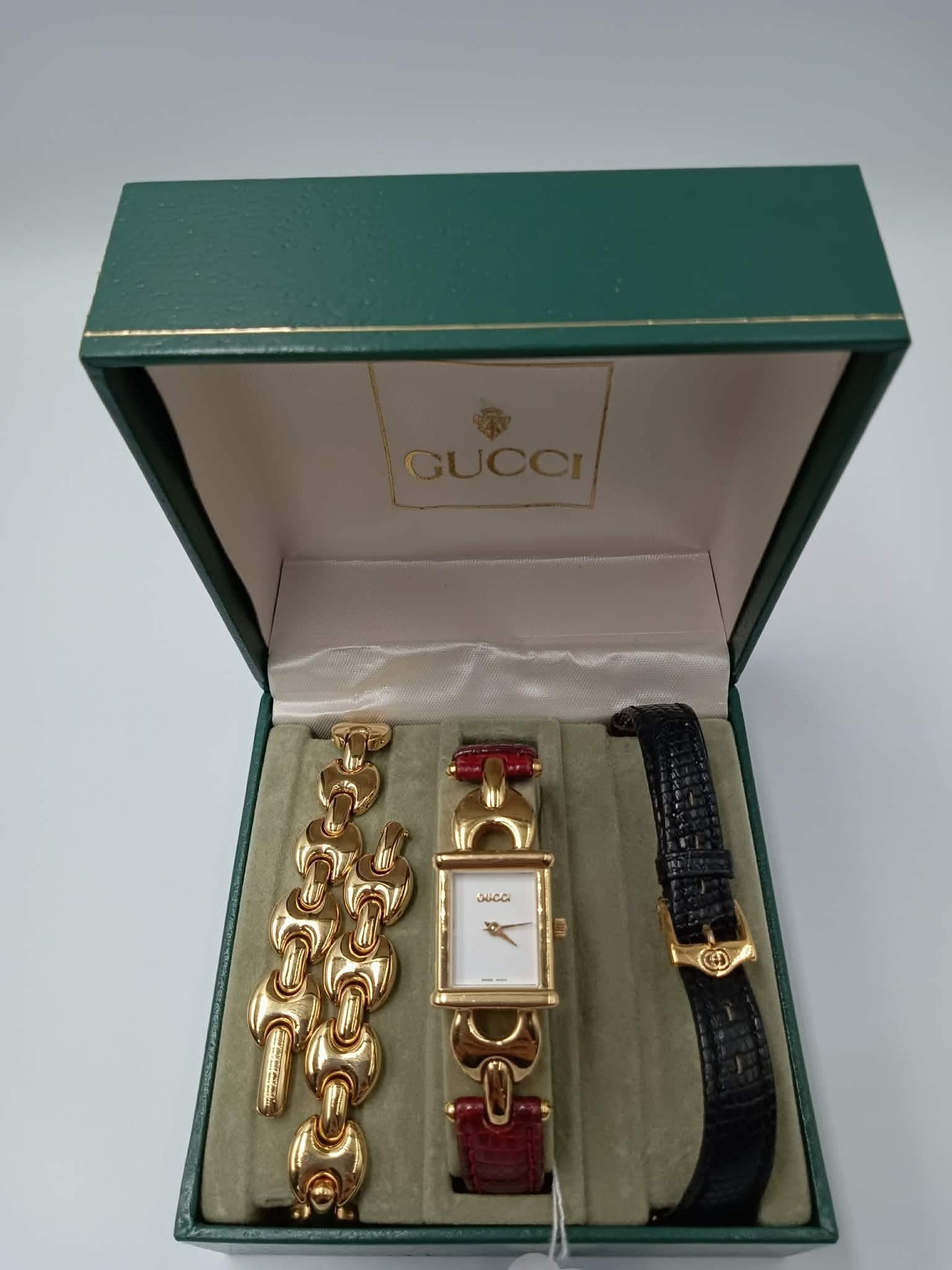 GUCCI 1800L Quartz Watch