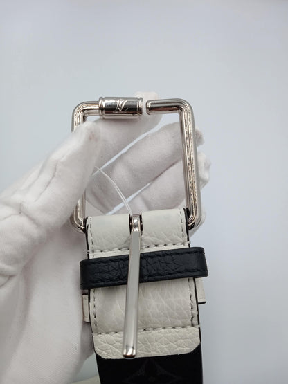 LOUIS VUITTON Reverse Monogram Eclipse Belt