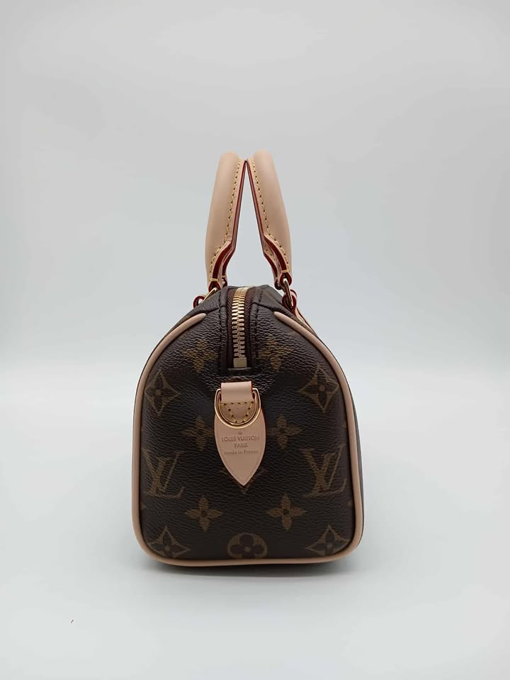 LOUIS VUITTON Monogram Bando 20