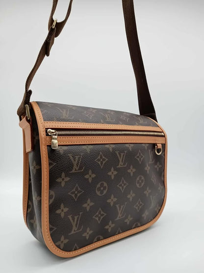 LOUIS VUITTON Monogram Bosphore Messenger Bag