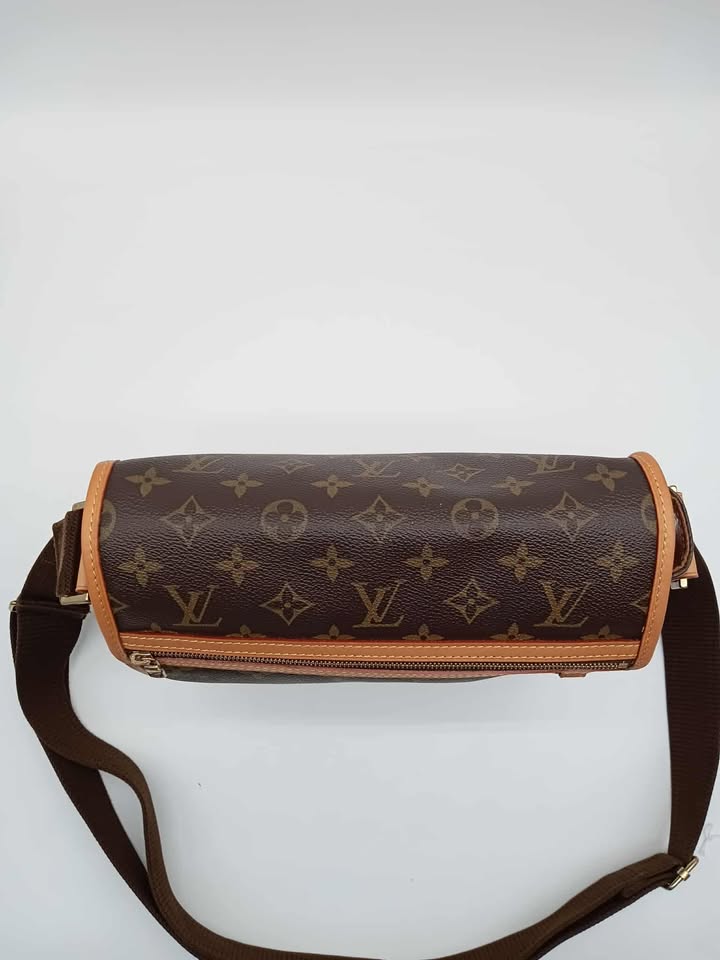LOUIS VUITTON Monogram Bosphore Messenger Bag