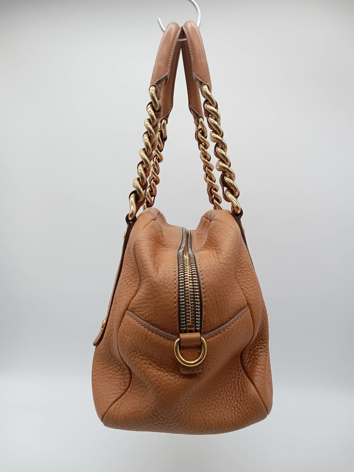 PRADA Vitello Daino Shyoulder Bag