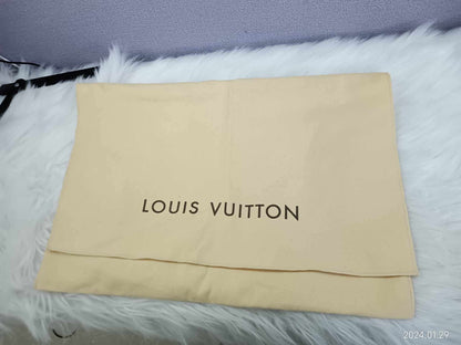 LOUIS VUITTON Vernis Willshire