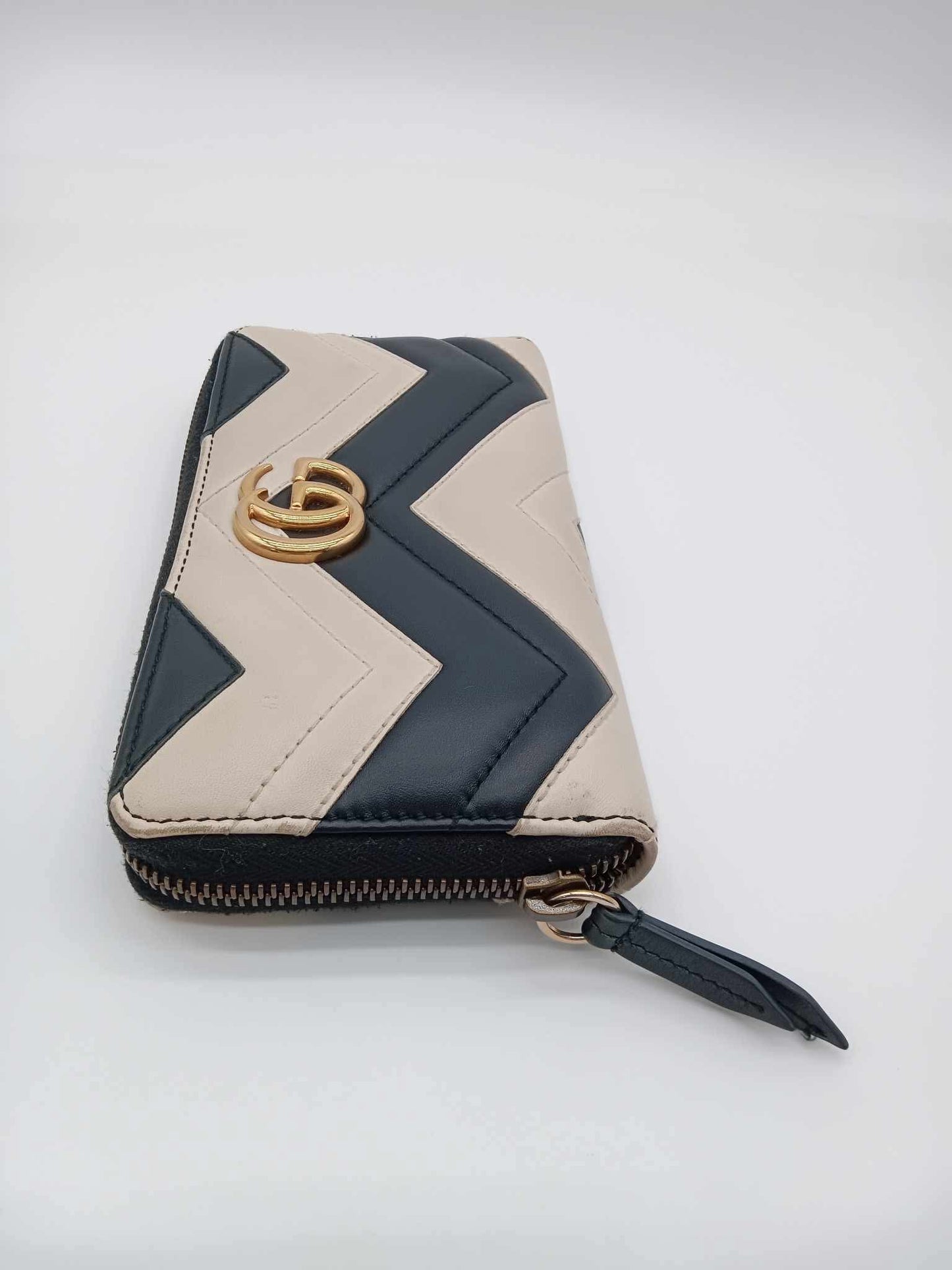 GUCCI Zippy Wallet