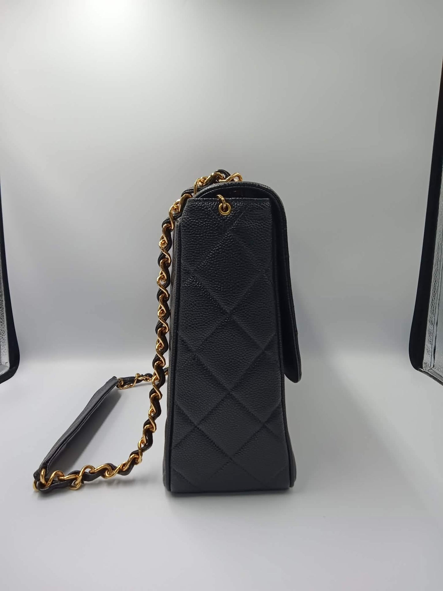 CHANEL Caviar Vintage Square Flap