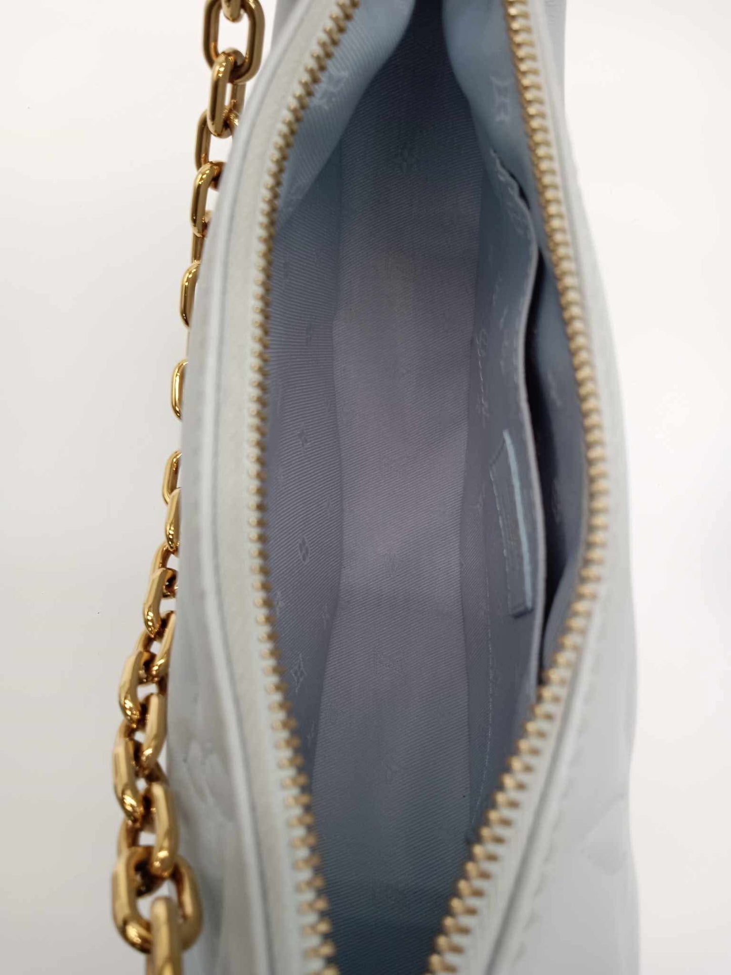 LOUIS VUITTON Over The Moon Bubblegram