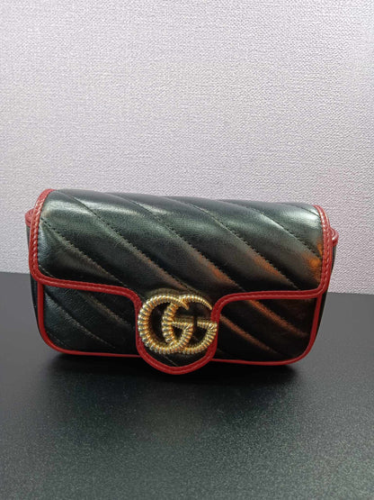 GUCCI Marmont Super Mini Flap