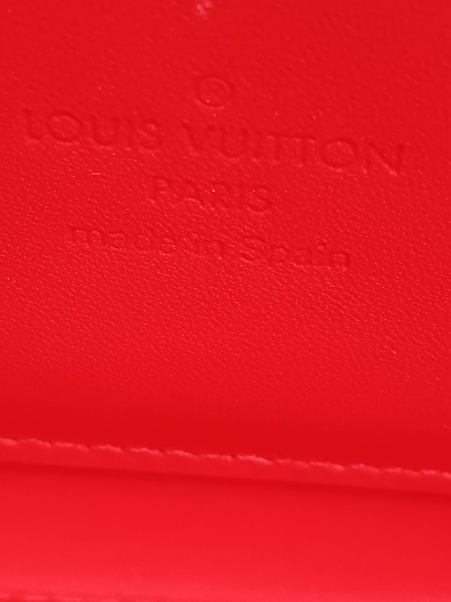 LOUIS VUITTON Vernis Zippy Wallet
