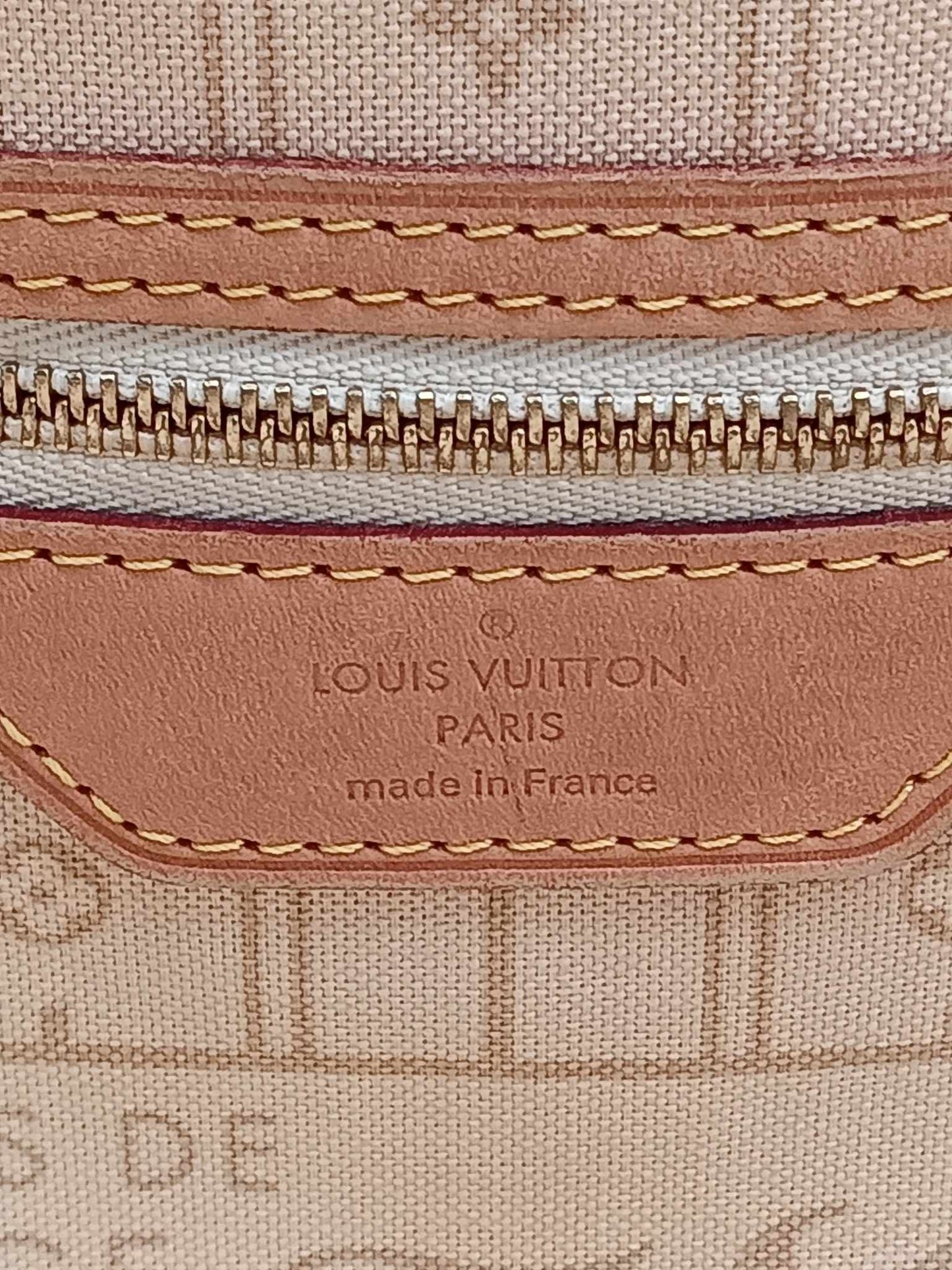 LOUIS VUITTON Azur Neverfull