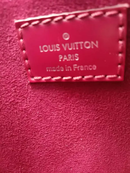 LOUIS VUITTON Epi Alma Nano