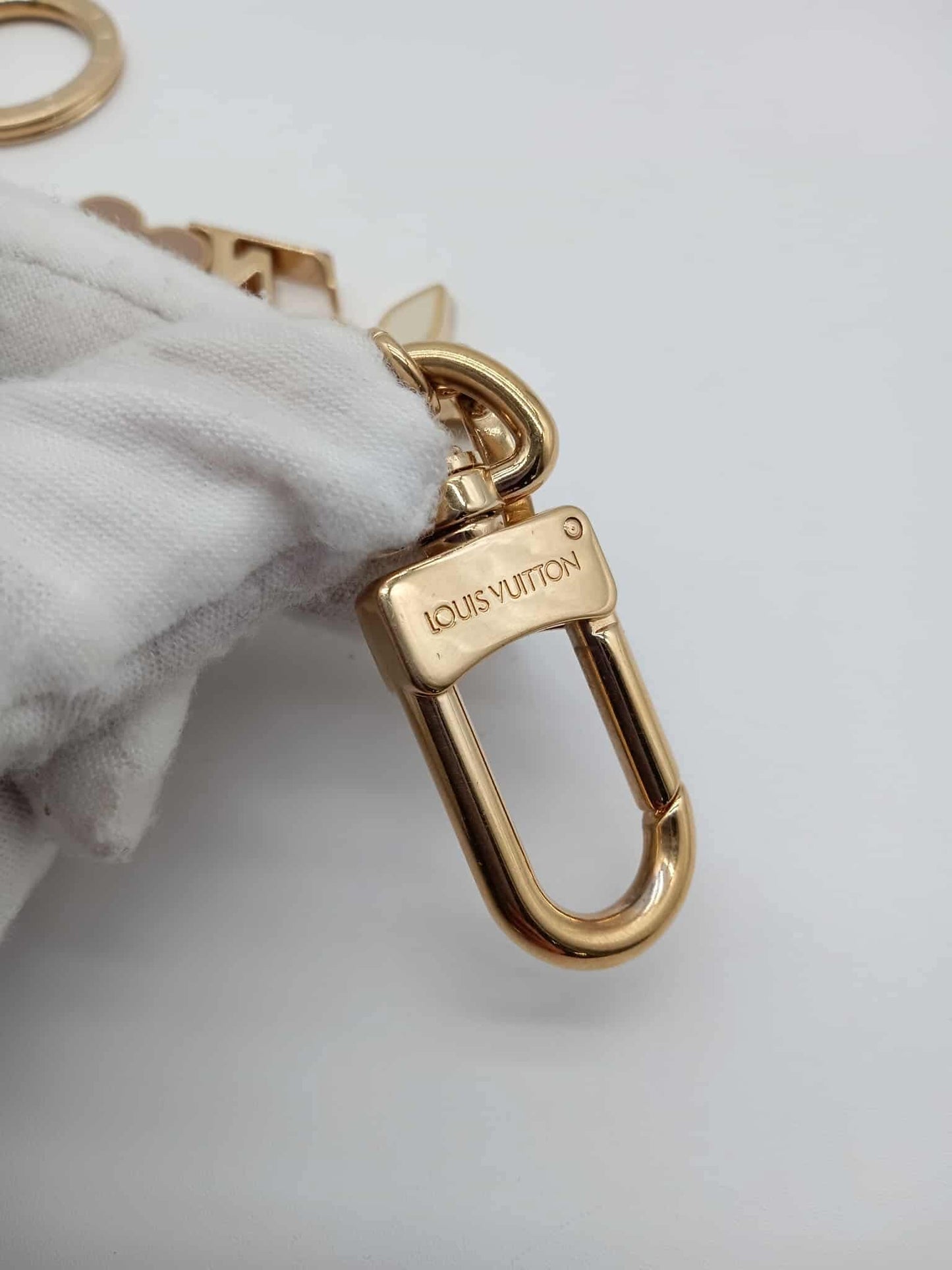 LOUIS VUITTON Fleur de Monogram Bag Charm Chain