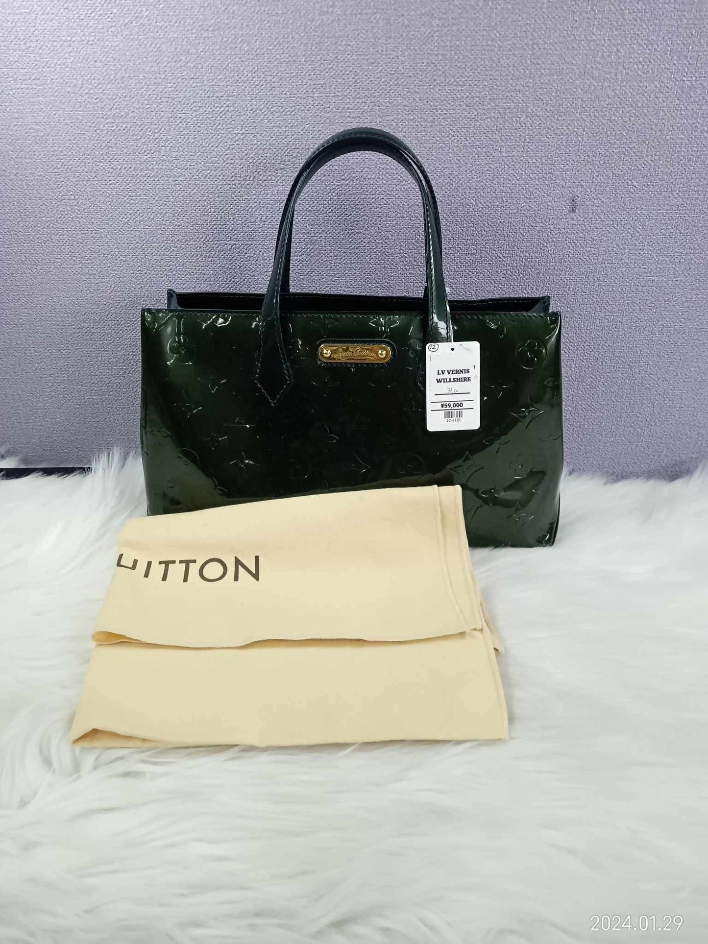 LOUIS VUITTON Vernis Willshire