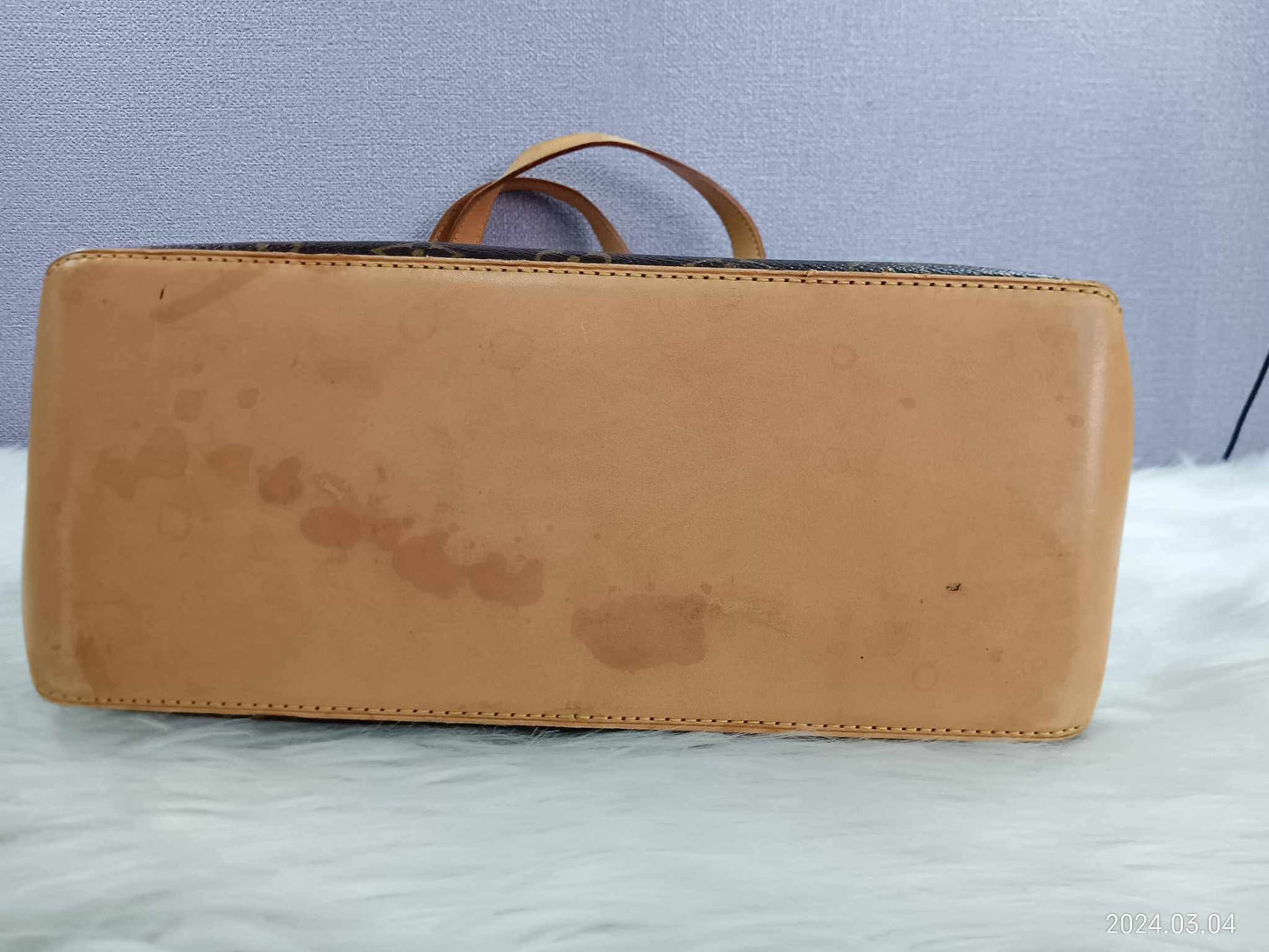 LOUIS VUITTON Monogram Piano