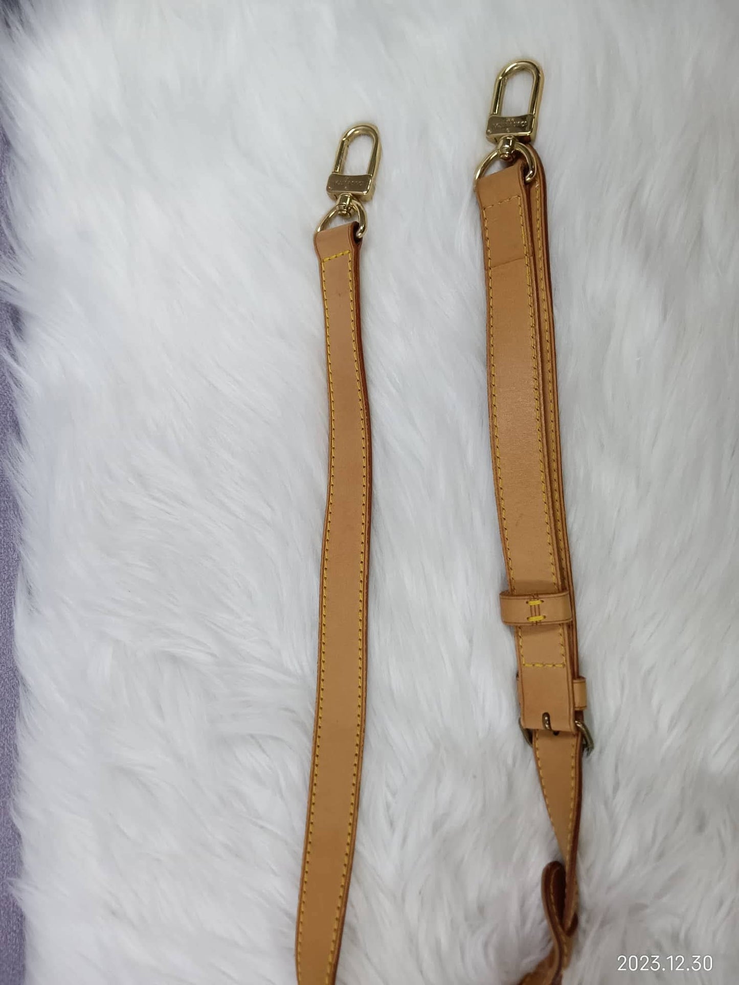 LOUIS VUITTON Monogram Keepall Bandouliere 55