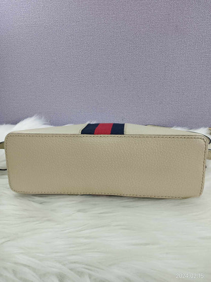GUCCI Sherryline Sling Bag