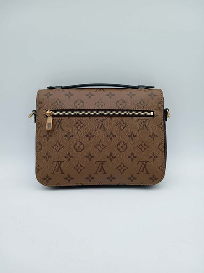 LOUIS VUITTON Monogram Reverse Pochette Metis