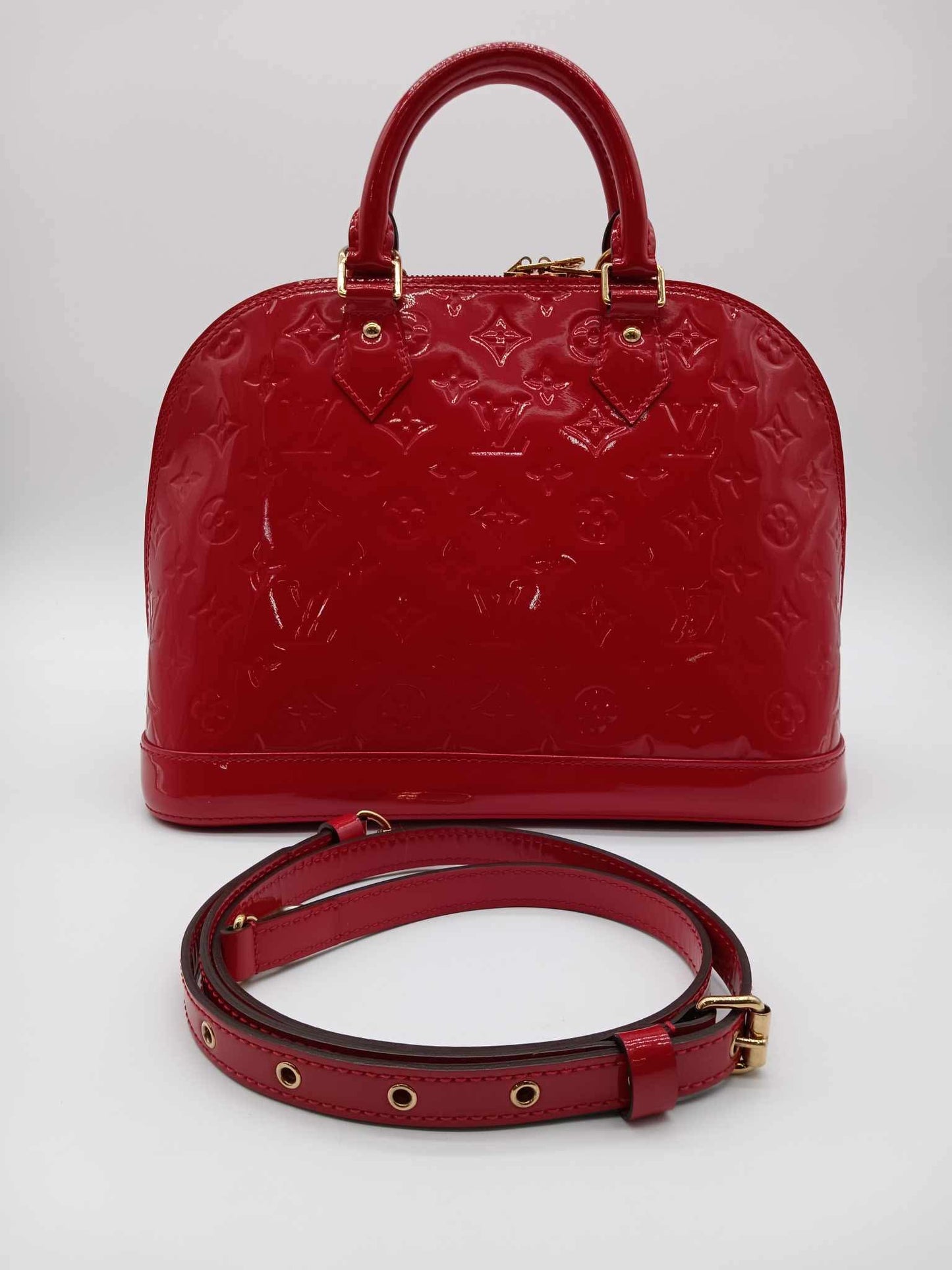 LOUIS VUITTON Vernis Alma PM