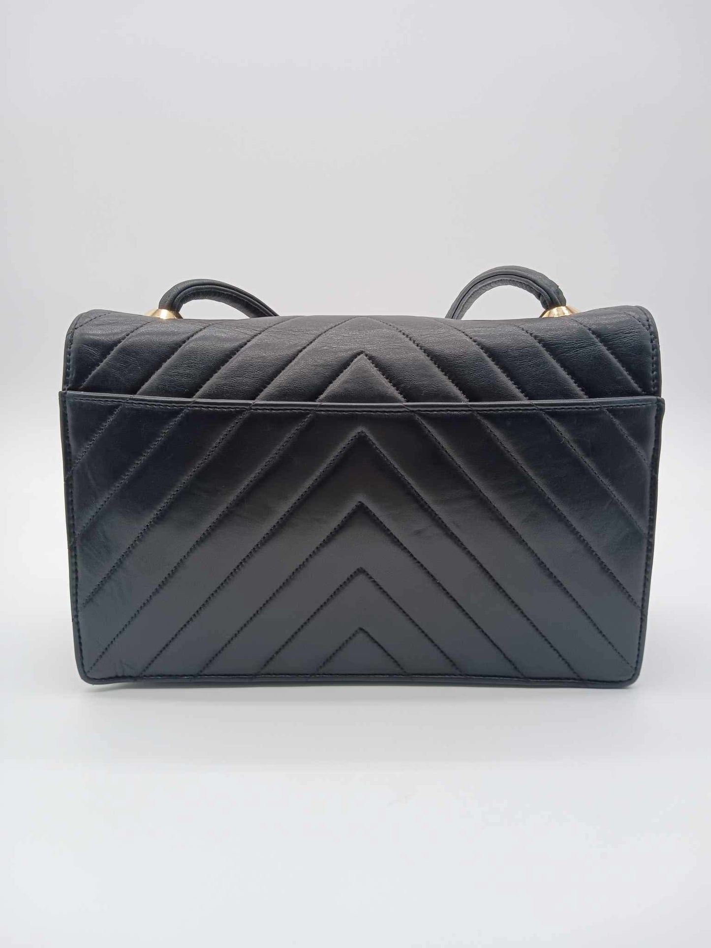 CHANEL Lamb Vintage Chevron Flap