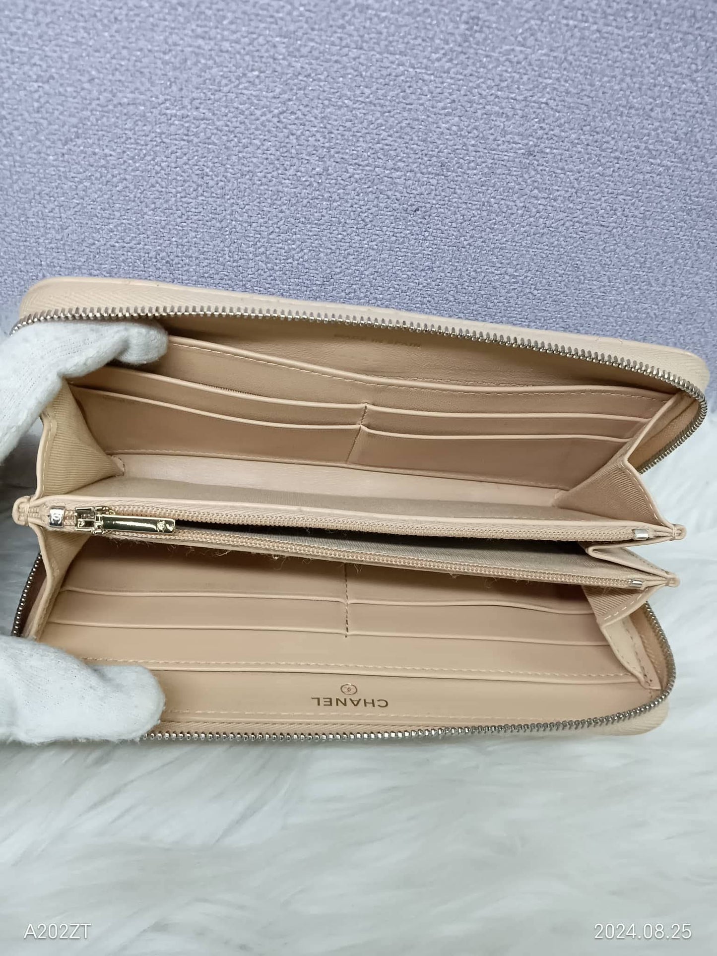 CHANEL Lambskin Matelasse Zippy Wallet