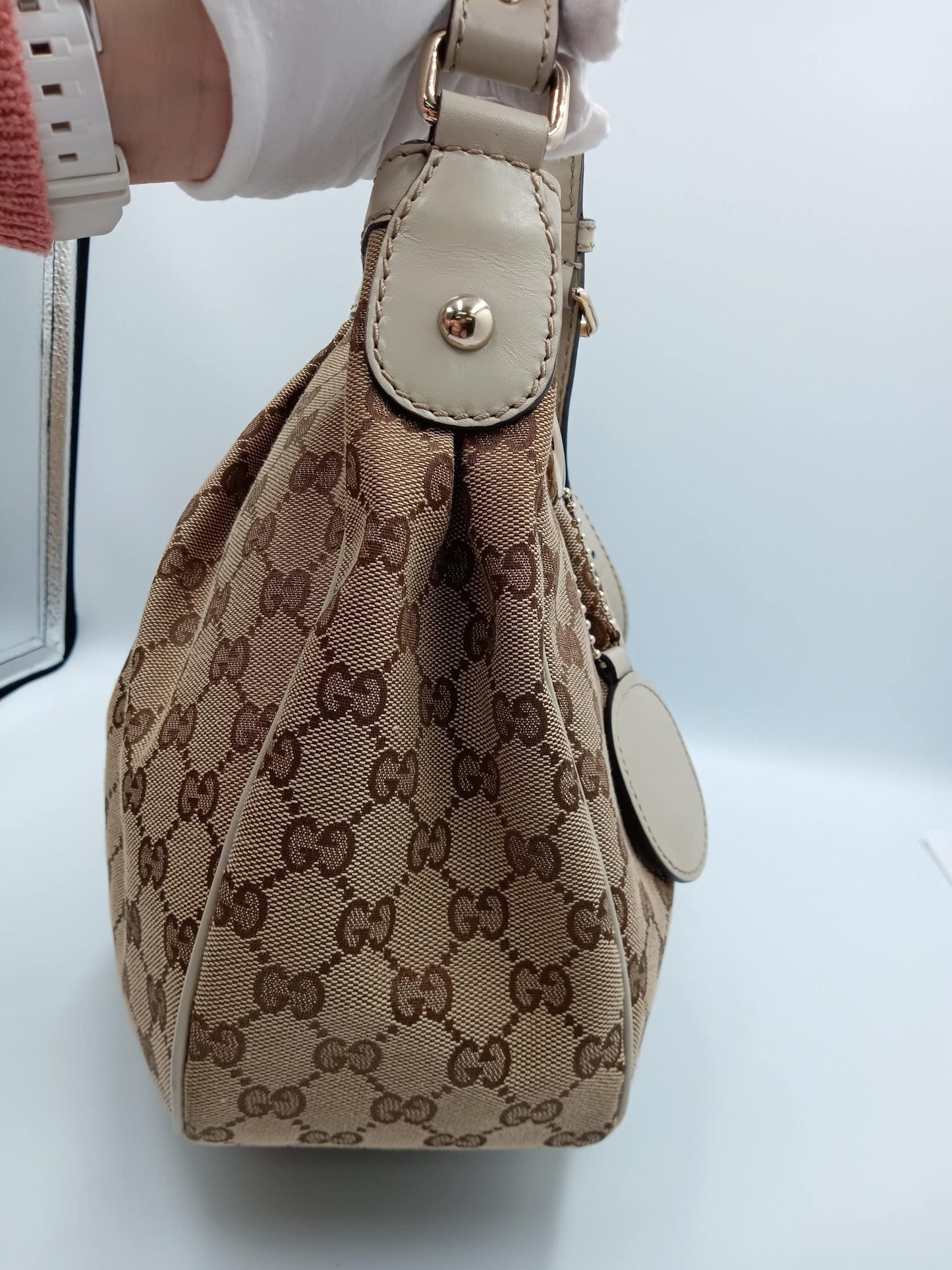 GUCCI Canvas Sukey Messenger Bag