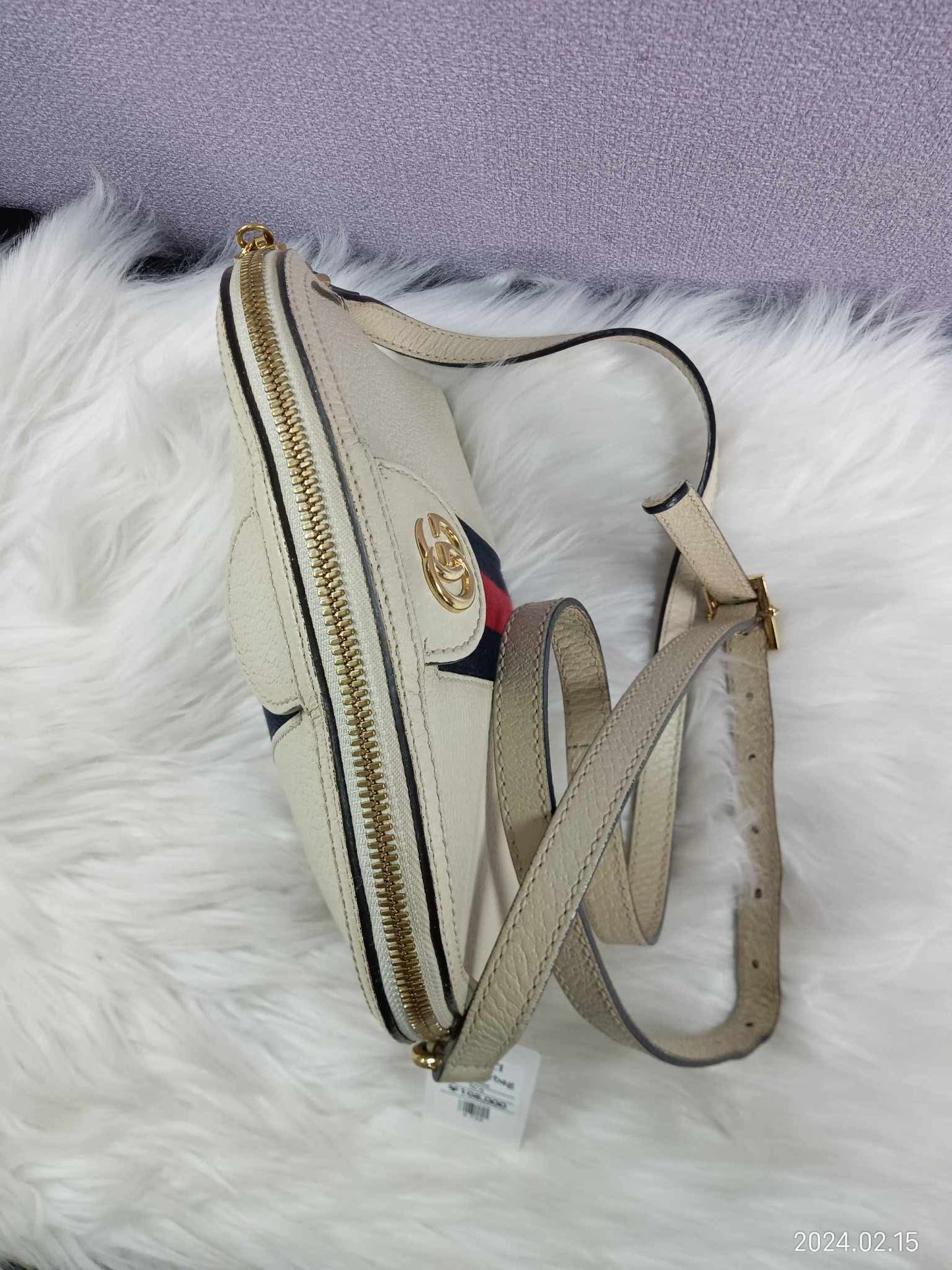 GUCCI Sherryline Sling Bag