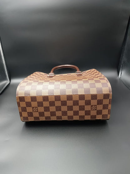 LOUIS VUITTON Damier Triana