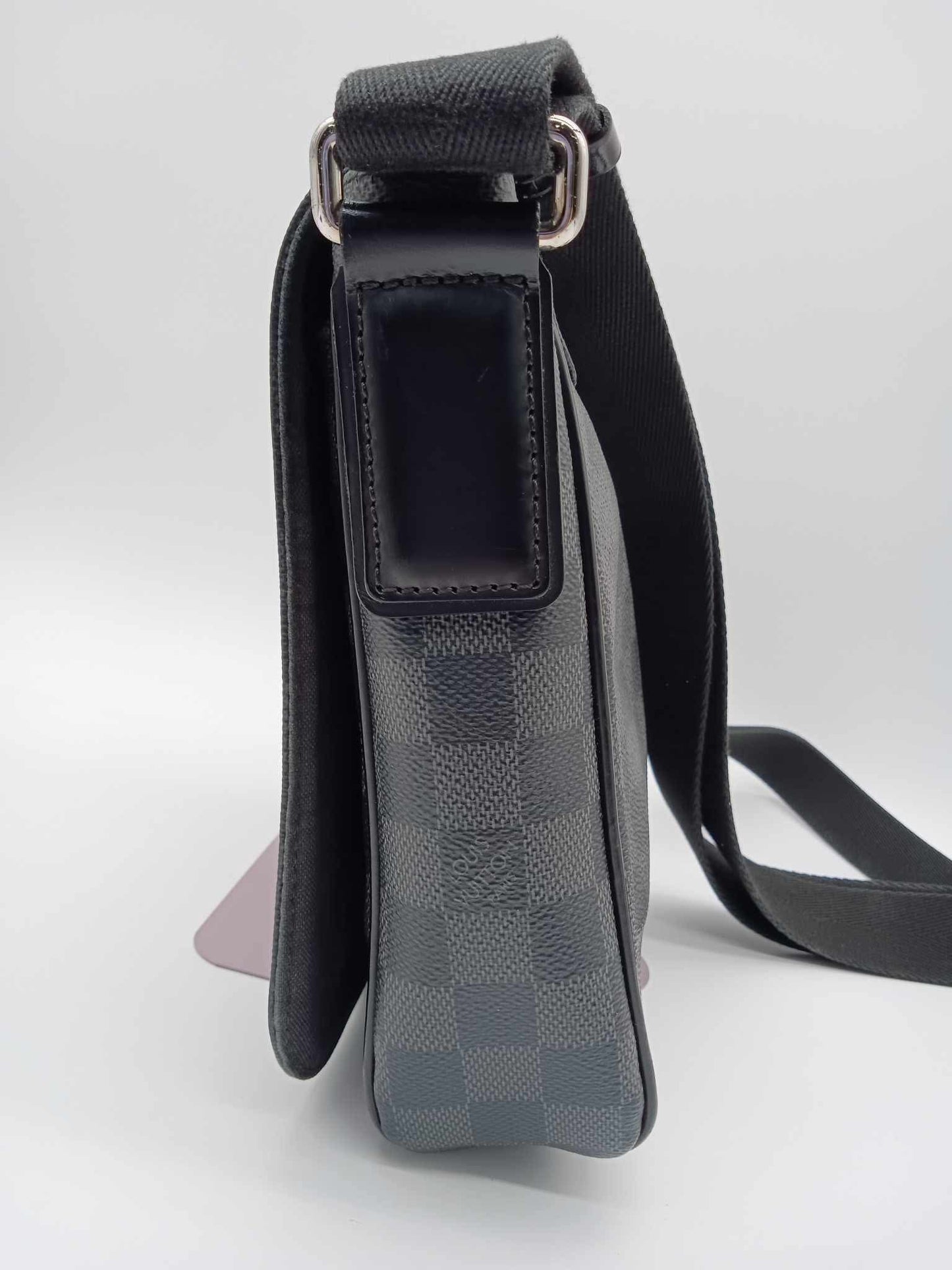 LOUIS VUITTON Damier Graphite District Messenger Bag PM