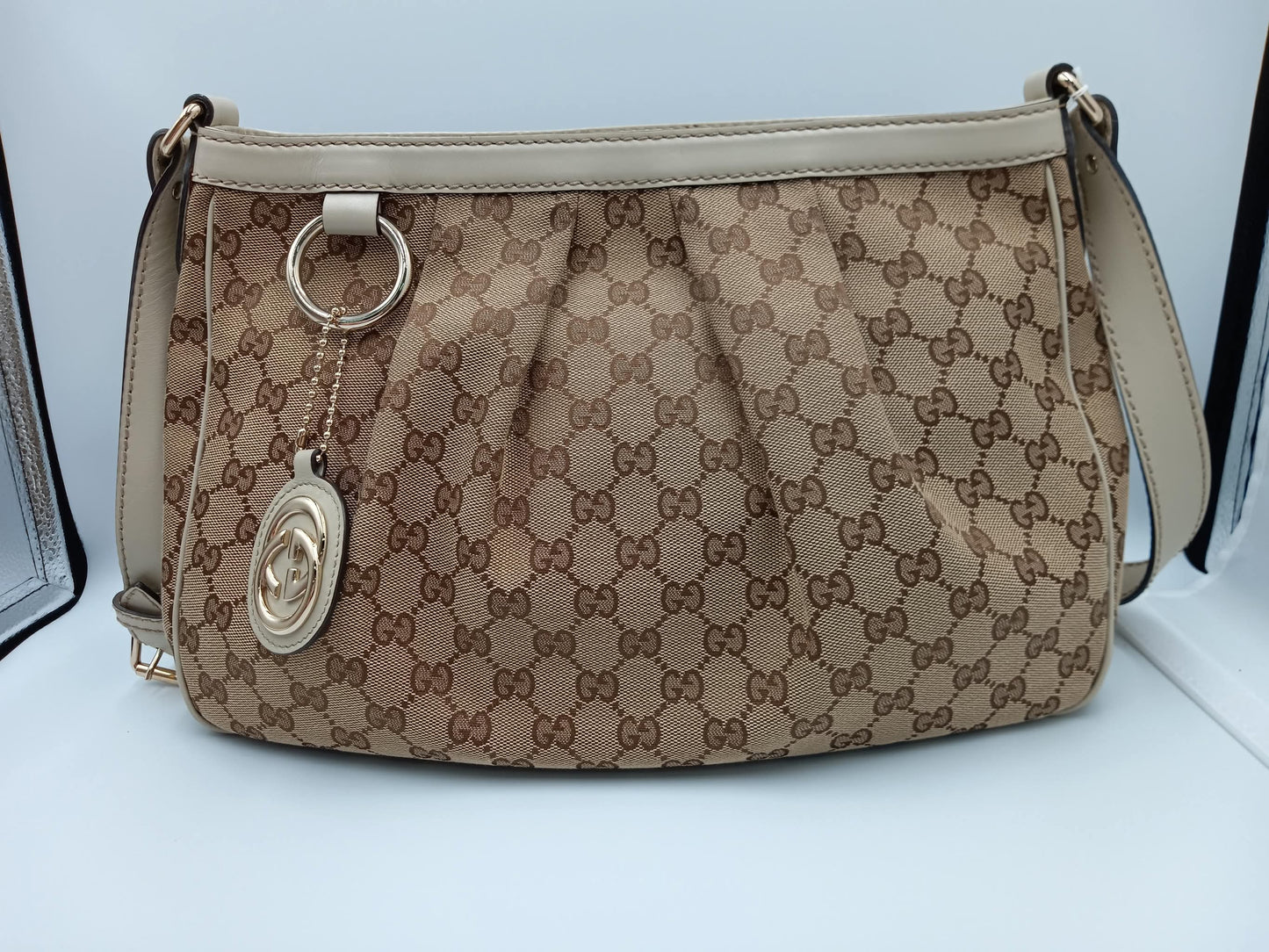 GUCCI Canvas Sukey Messenger Bag