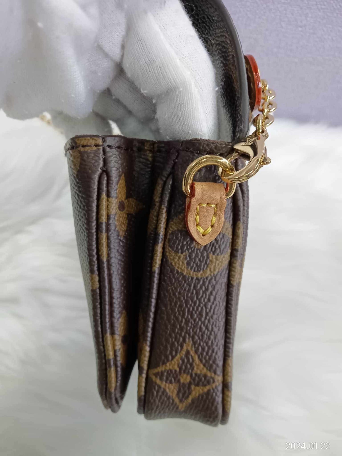 LOUIS VUITTON Monogram Micro Metis