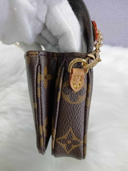 LOUIS VUITTON Monogram Micro Metis