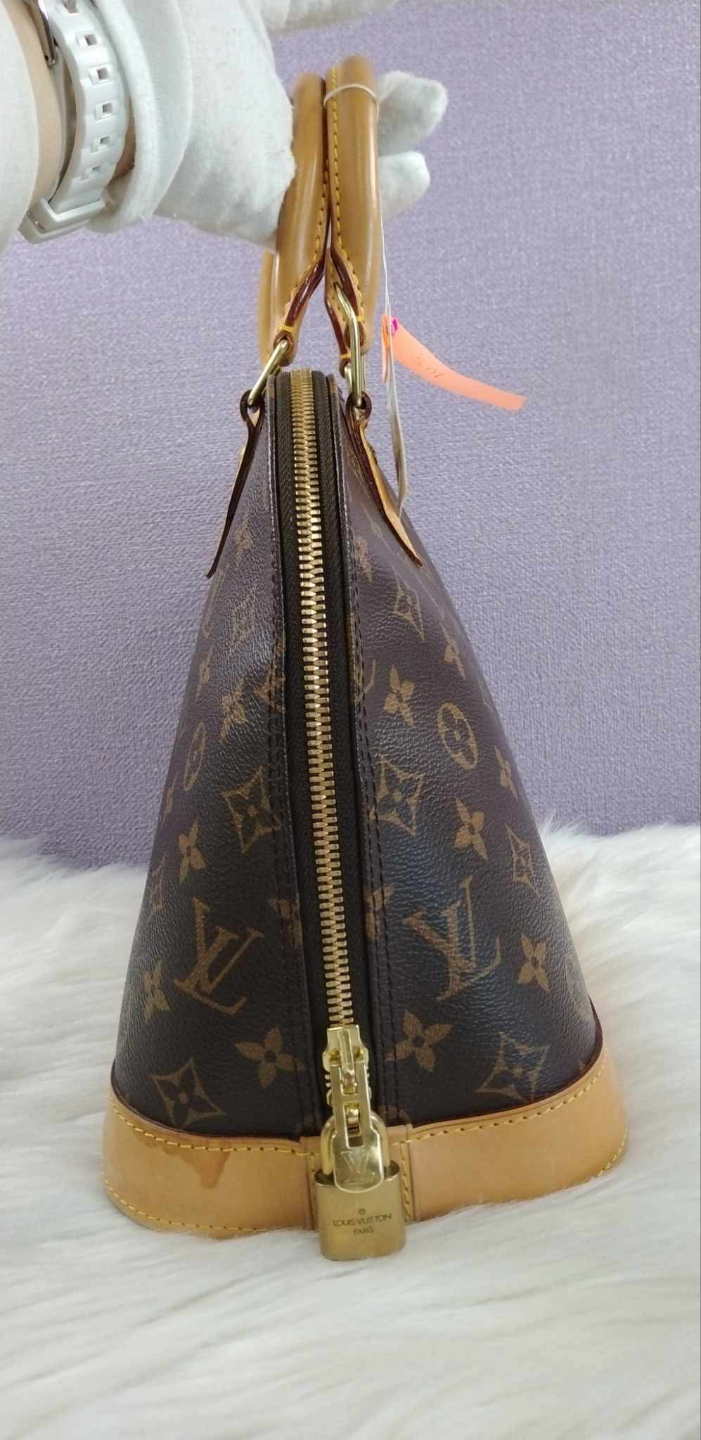 LOUIS VUITTON Monogram Alma