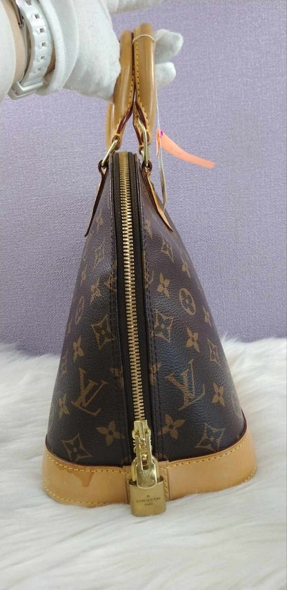 LOUIS VUITTON Monogram Alma