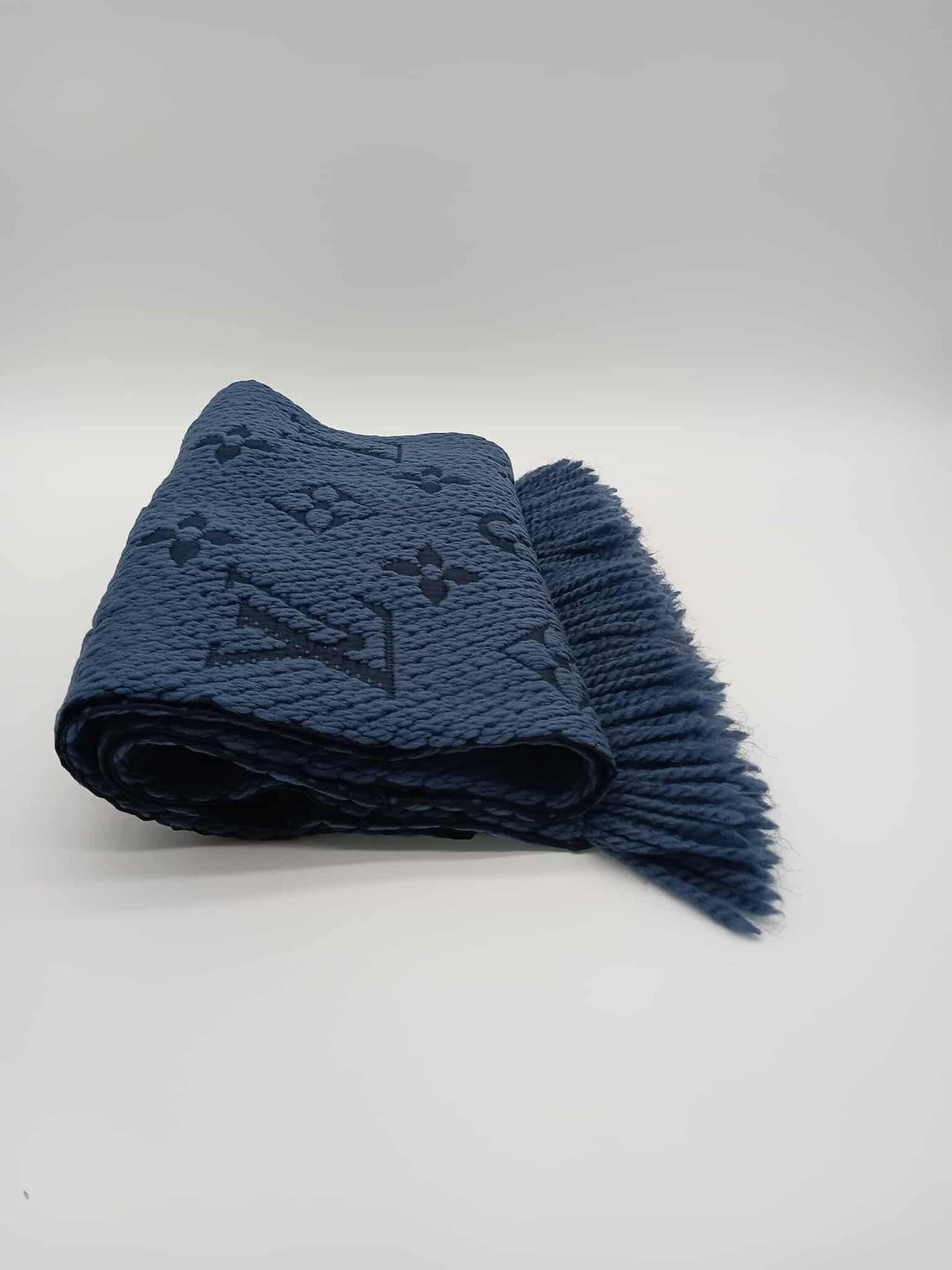LOUIS VUITTON  Echarpe Logomania Scarf