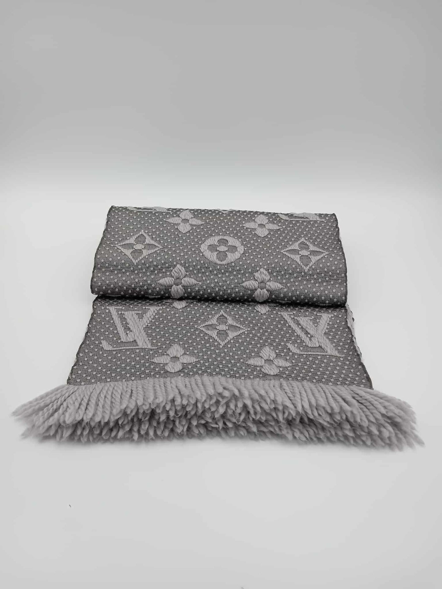 LOUIS VUITTON Logomania scarf