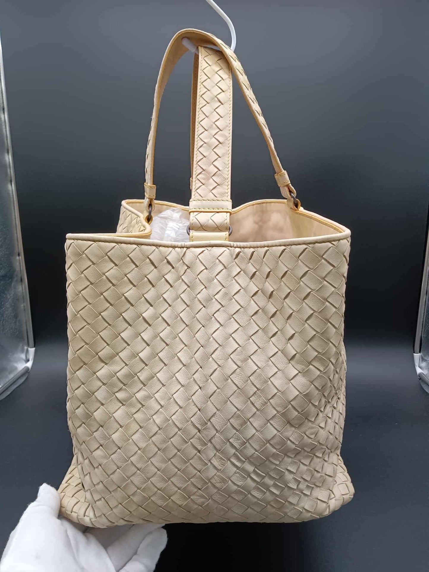 BOTTEGA VENETA Intrecciato Nappa Tote