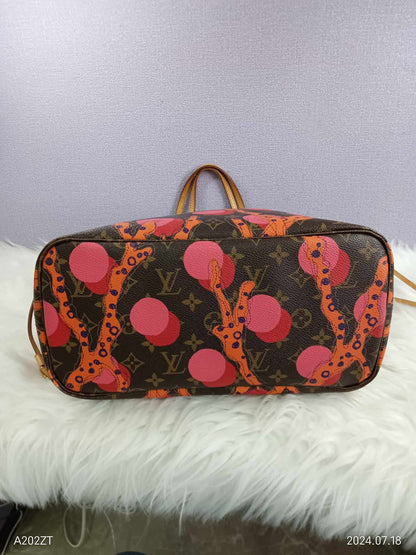 LOUIS VUITTON Monogram Neverfull Ramages